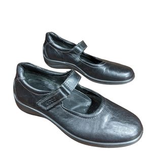 Ecco Black Leather Maryjane Eu 37 Us 5.5 Flat Comfort Driving Shoe Modest Preppy